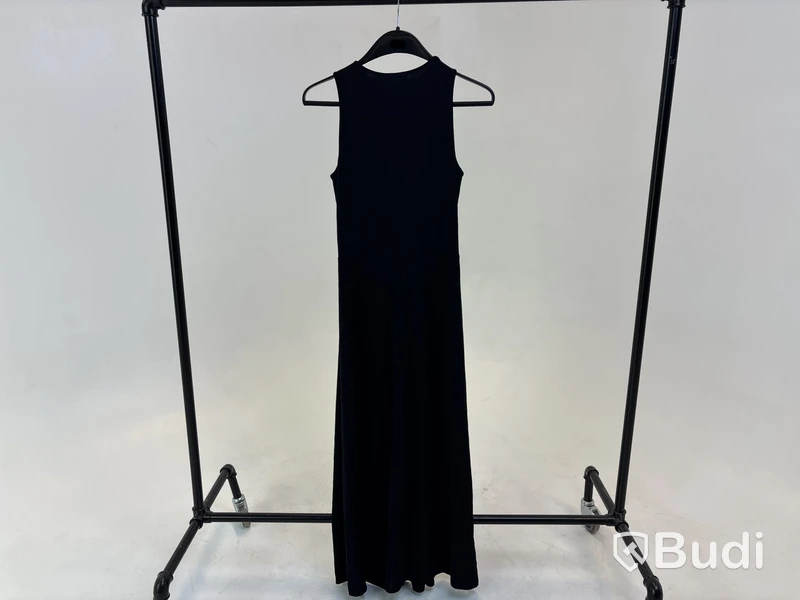 Klänning Leoni Oeuvre Draped Dress, svart, stl. S - By Nathalie Schuterman, Design Filippa Fuxe