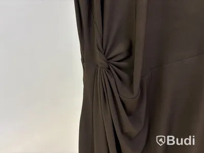 Klänning Leoni Oeuvre Draped Dress, brun, stl. M - By Nathalie Schuterman, Design Filippa Fuxe