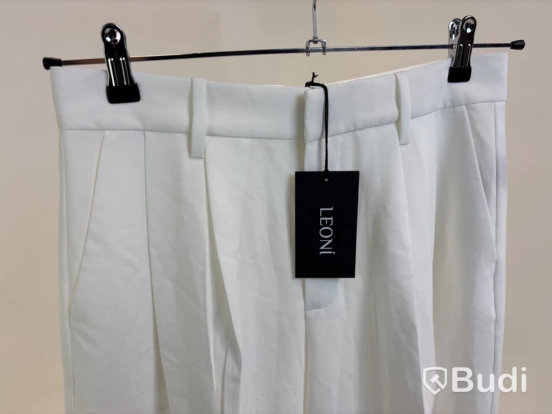 Byxor Leoni Bohdi Trousers, vit, stl. M - By Nathalie Schuterman, Design Filippa Fuxe