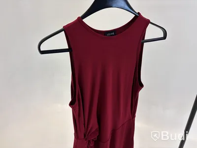 Klänning Leoni Oeuvre Draped Dress, röd, stl. XS - By Nathalie Schuterman, Design Filippa Fuxe