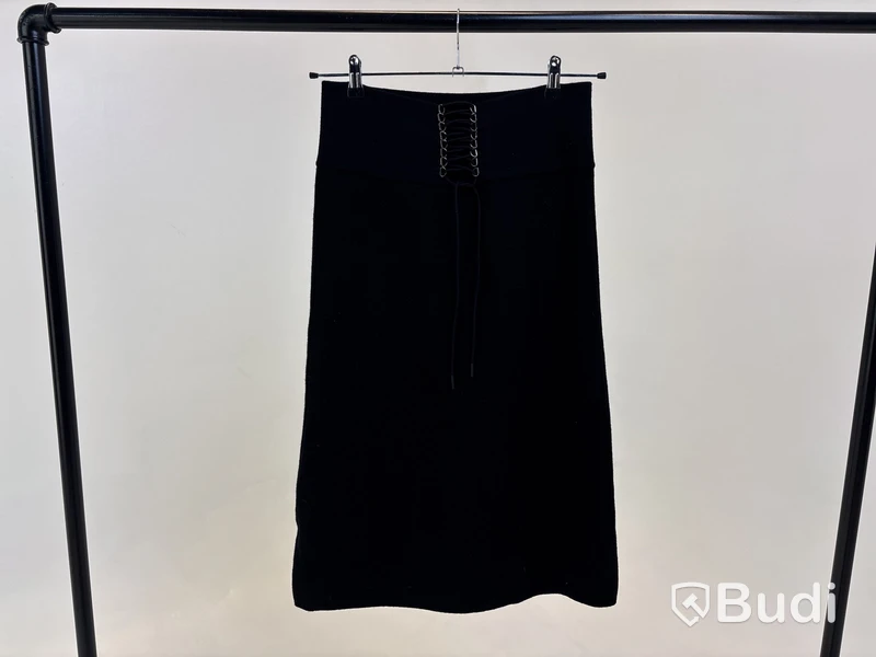 Kjol Leoni Knitted Laced Midi Skirt, svart, stl. S - By Nathalie Schuterman, Design Filippa Fuxe