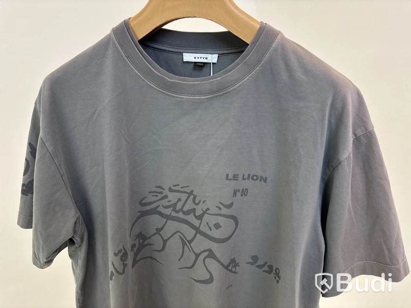 Sample T-shirt Eytys, stl. dam XL, herr L