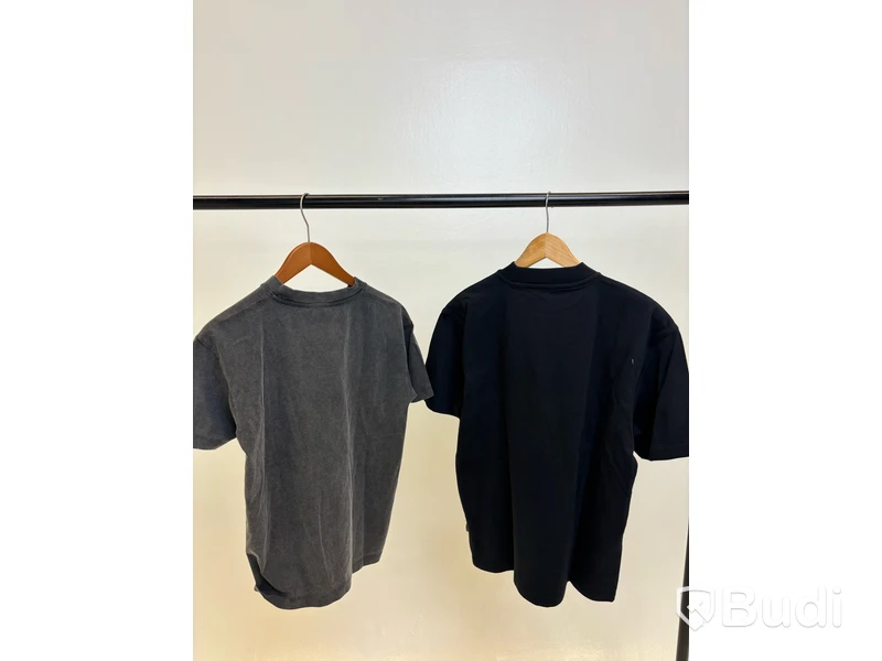 4st. T-shirts Eytys, stl. dam S, herr XS