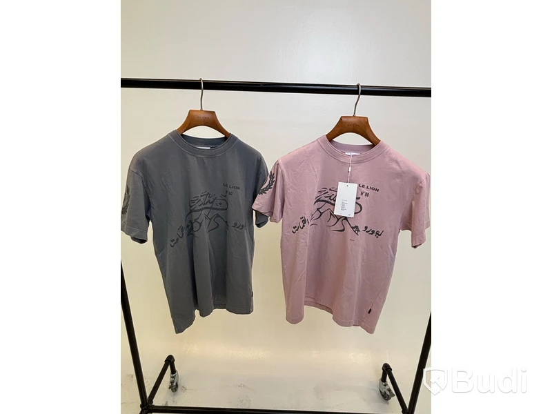 4st. T-shirts Eytys, stl. dam S, herr XS