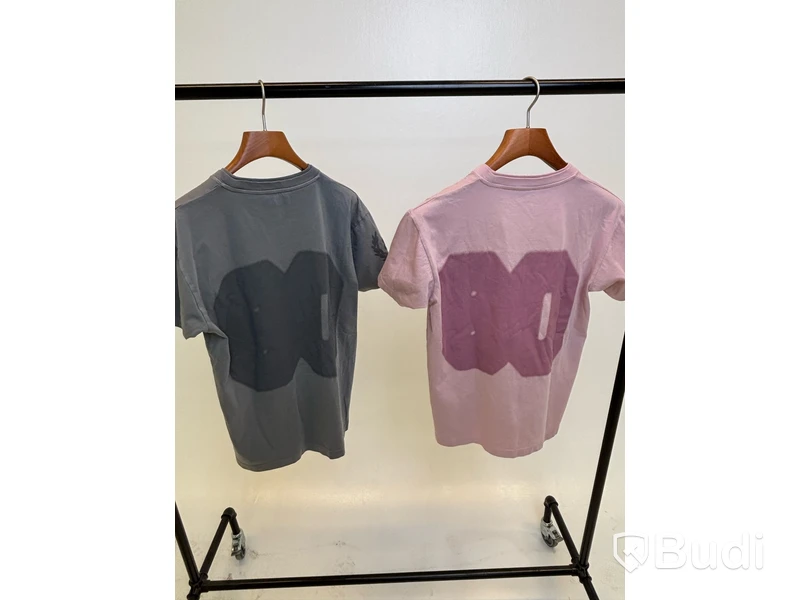 4st. T-shirts Eytys, stl. dam S, herr XS
