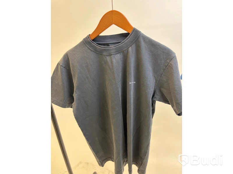 4 st. T-shirt Eytys, stl. dam S, herr XS