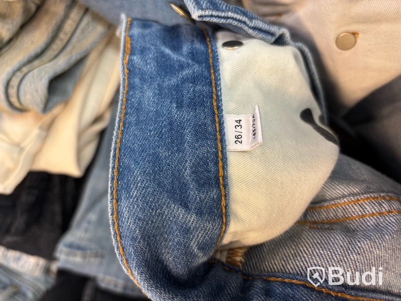 Parti med jeans Eytys, olika modeller och storlekar