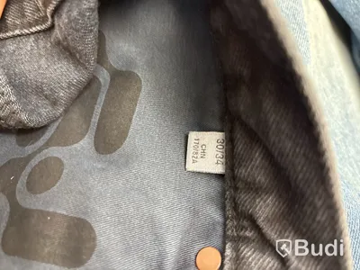 Partir med jeansshorts Eytys, olika modeller och storlekar