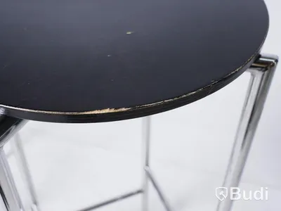 3 st Barstolar - Källemo COBRA barpall, två svarta och en vit. OBS! en stol är trasig, tecken på användning, se bilder.