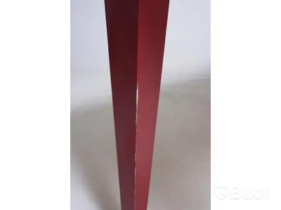 1 st Matbord - Källemo OBELISK av Jonas Bohlin, formgivet omkring 1991. OBS! tecken på användning, se bilder