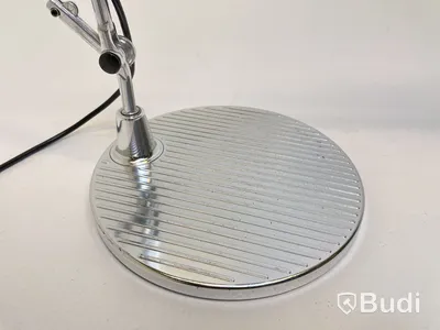 Skrivbordslampa Artemide, Tolomeo