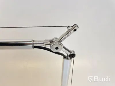 Skrivbordslampa Artemide, Tolomeo
