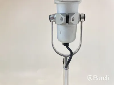 Skrivbordslampa Artemide, Tolomeo