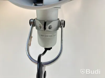 Skrivbordslampa Artemide, Tolomeo