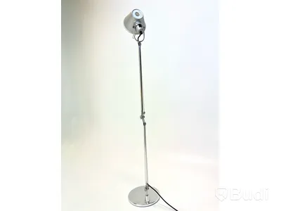 Skrivbordslampa Artemide, Tolomeo