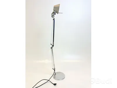 Skrivbordslampa Artemide, Tolomeo