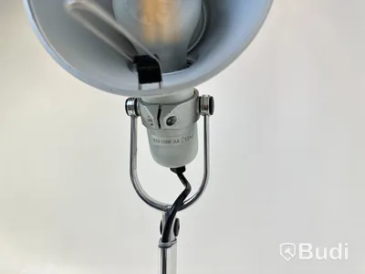 Skrivbordslampa Artemide, Tolomeo