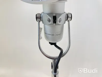 Skrivbordslampa Artemide, Tolomeo