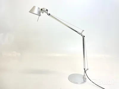 Skrivbordslampa Artemide, Tolomeo