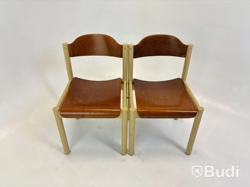 2 st. Designstolar i trä