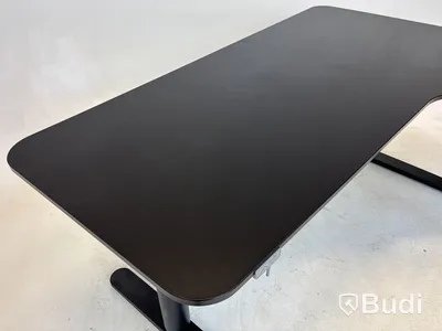 Höj- och sänkbart hörnskrivbord Ikea, Bekant