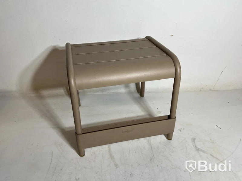 Fotpall/bord Fermob Luxembourg, Design Frederic Sofia