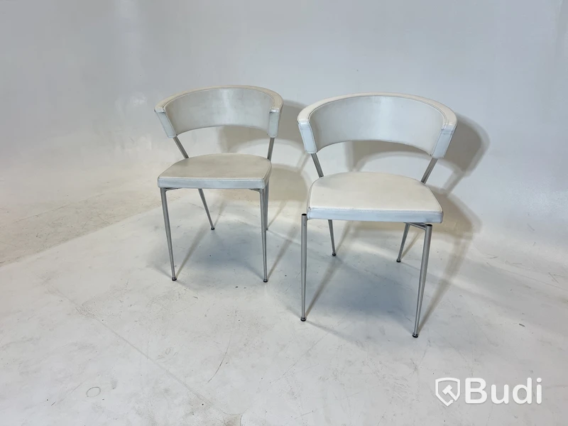 2 st. Matsalsstol Bontempi, vit