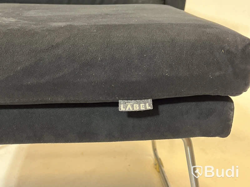 Fåtölj med fotpall Label Don, svart