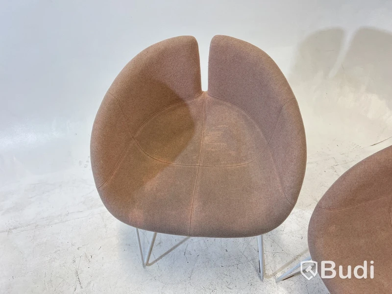 2 st. Fåtöljer Fjord Moroso Patricia Urquiola, rosa