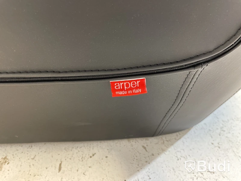 Fåtölj Arper Catifa 70, svart