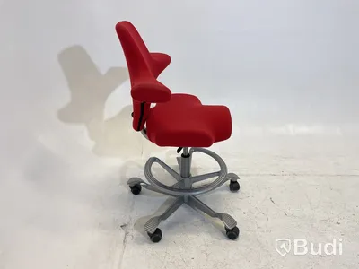 Kontorsstol Håg Capisco, Design Peter Opsvik, röd