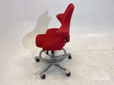Kontorsstol Håg Capisco, Design Peter Opsvik, röd