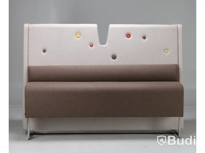Dubbelsidig soffa Materia Le Mur, Design Wivian Eidsaunet & Marie Oscarsson