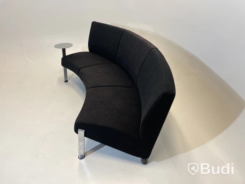 Soffa Fritz Hansen, Design Niels Gammelgaard & Lars Mathiesen (Pelikan Design)