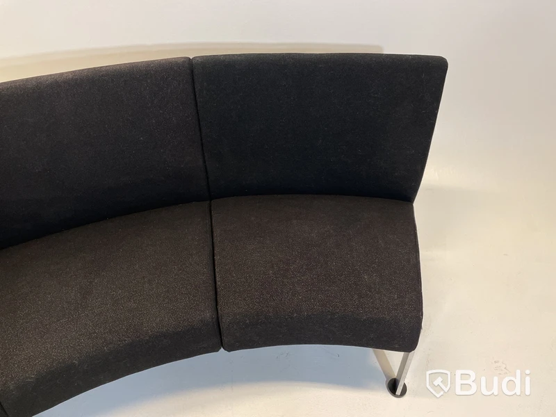 Soffa Fritz Hansen, Design Niels Gammelgaard & Lars Mathiesen (Pelikan Design)