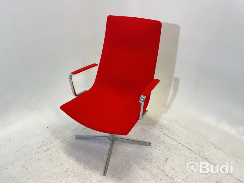 Fåtölj Arper Catifa 60, Design Lievore, Altherr & Molina.