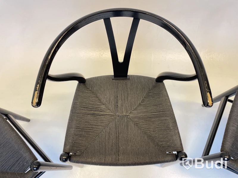 3 st. Stolar Carl Hansen & Son, CH24 svarta