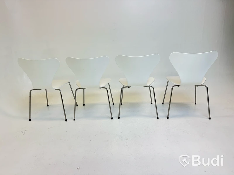 4 st. stolar Republic of Fritz Hansen, Design Arne Jacobsen