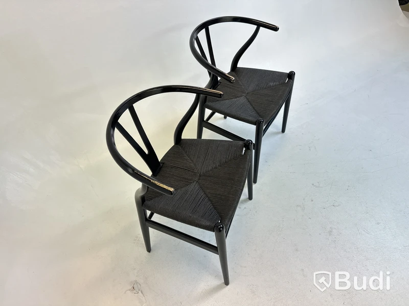 2 st. Stolar Carl Hansen & Son, svarta
