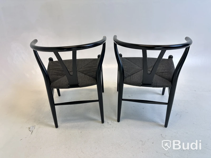 2 st. Stolar Carl Hansen & Son, svarta