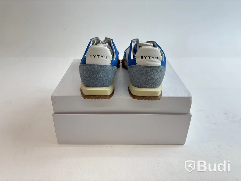 Sneakers Eytys, stl. 43