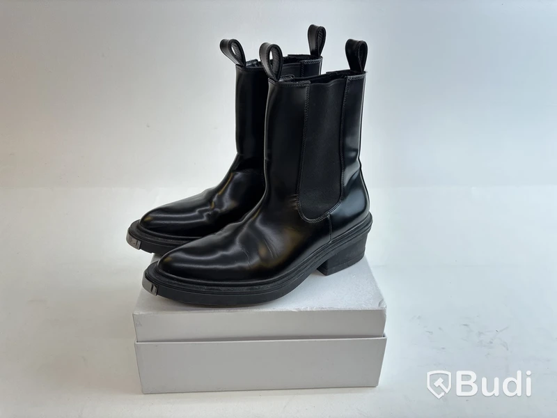 Boots Eytys