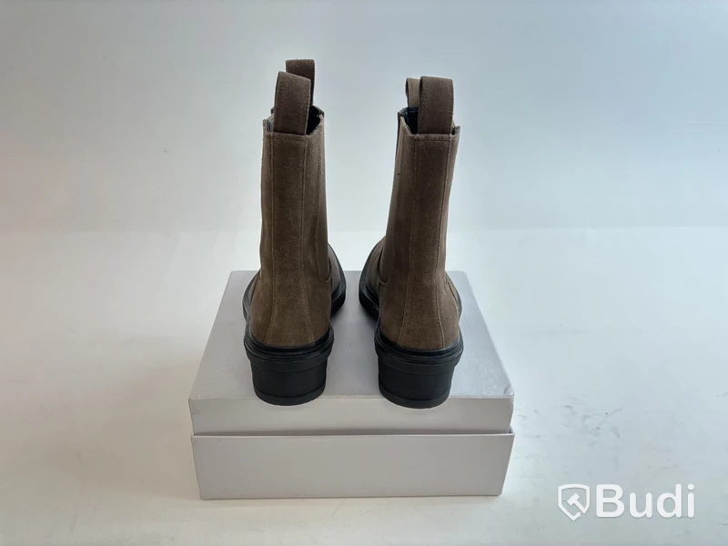 Boots Eytys