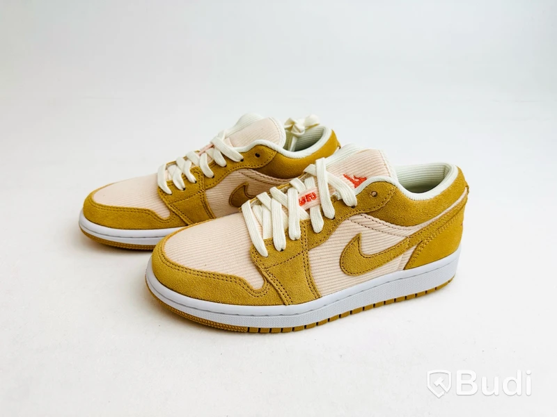 Sneakers Nike x Air Jordan 1 Low SE, dam, stl. 36,5