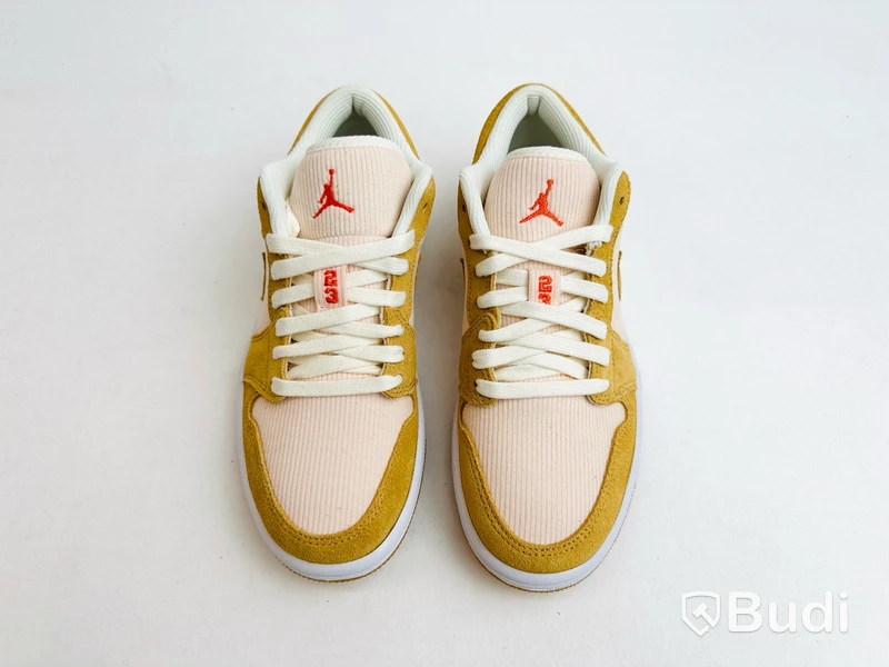 Sneakers Nike x Air Jordan 1 Low SE, dam, stl. 36,5