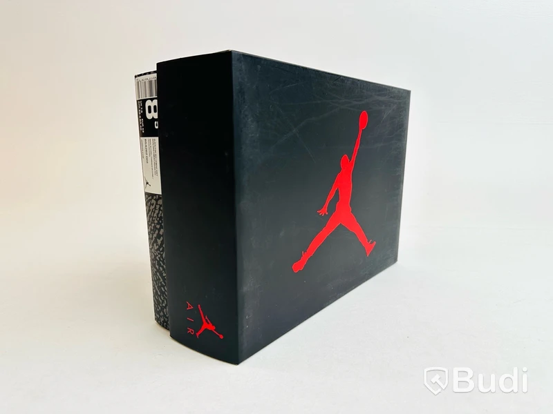 Sneakers Air Jordan 3 Retro OG, stl. 42