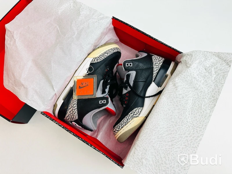 Sneakers Air Jordan 3 Retro OG, stl. 42