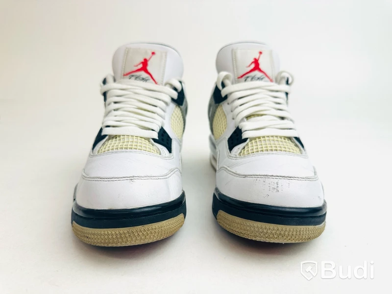 Sneakers Air Jordan 4 Retro Cement, stl. 42,5