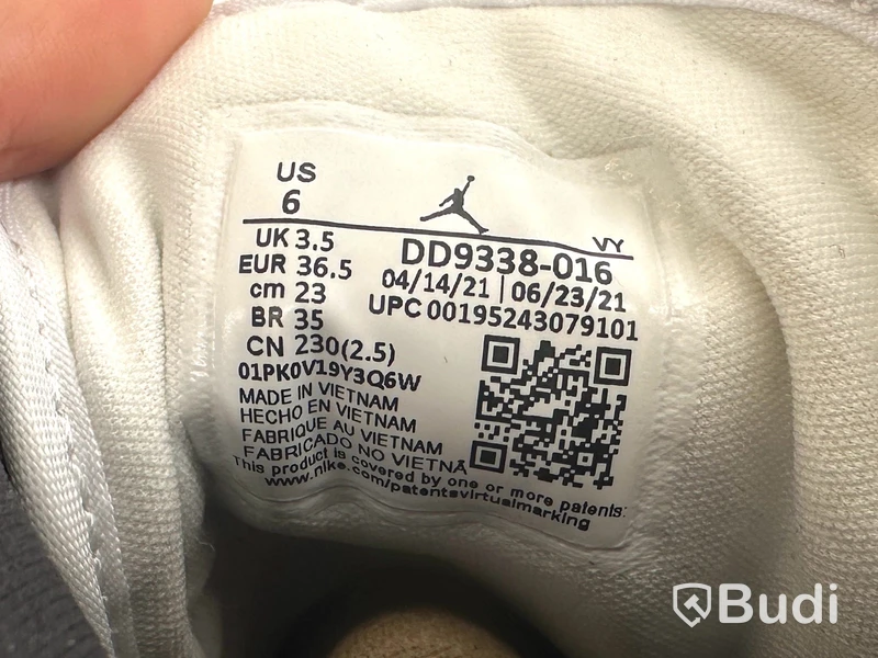 Sneakers Air Jordan 1 Mid SE UTL, dam, stl. 36,5