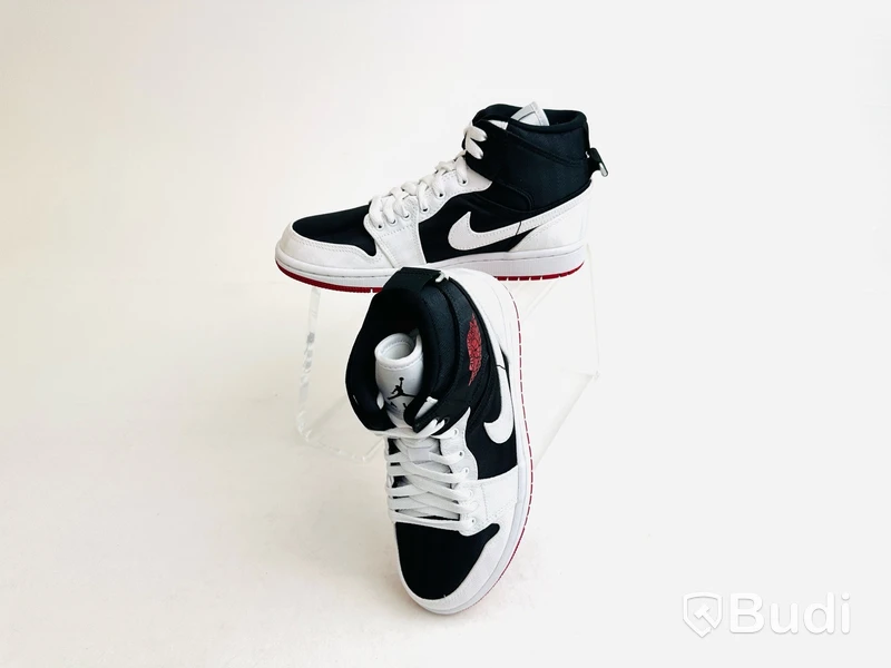 Sneakers Air Jordan 1 Mid SE UTL, dam, stl. 36,5